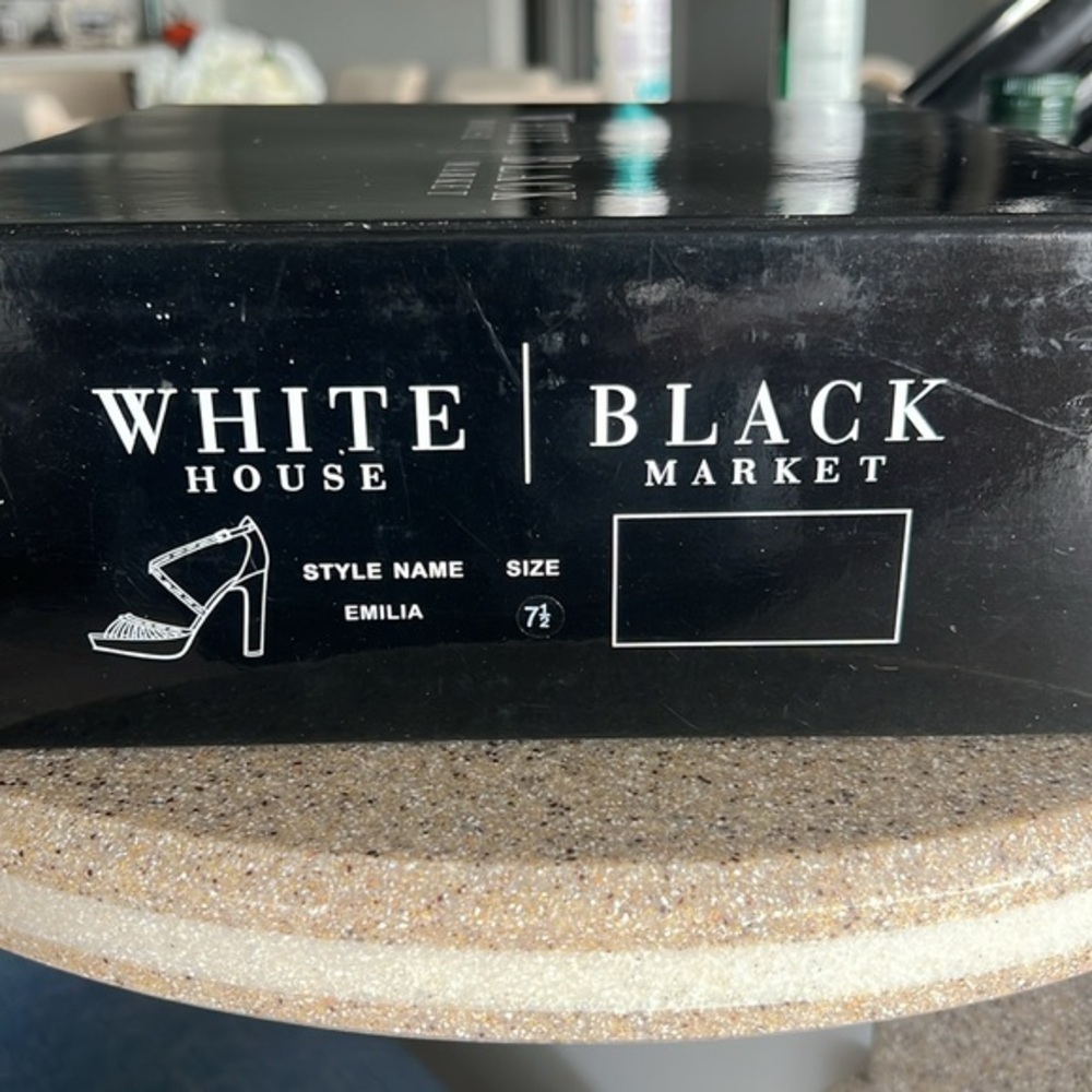 White House Black Market Emilia Heels - Picture 4 of 8